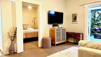 3 habitaciones, tabla de planchar con plancha, wifi y ropa de cama