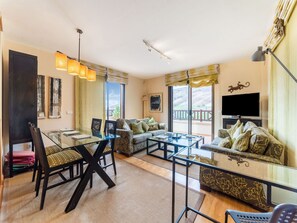House | Living area - Belvilla by OYO Holiday Home in Jandaa (Pajara)