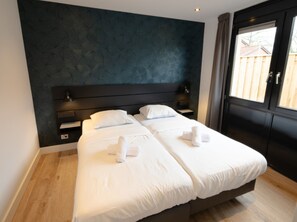 House | 3 bedrooms, bed sheets