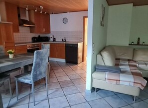 Private kitchen - in Schambach Comfortable Holiday Residence (Eichstetten am Kaiserstuhl)