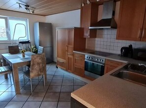 Private kitchen - in Schambach Comfortable Holiday Residence (Eichstetten am Kaiserstuhl)