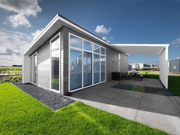 House | Exterior - Apartment in the Netherlands by the Coast (Wemeldinge)