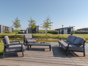 Pool - Apartment in the Netherlands by the Coast (Wemeldinge)