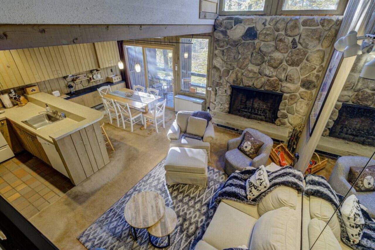Townhouses near the White Mountains Perfect for Large Groups