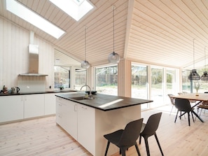 House | Private kitchen - 5 Star Holiday Home in Hundested (Hundested)