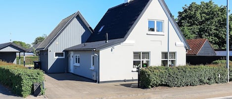 House | Exterior