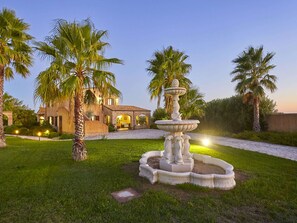 Exterior - Elegant Villa, Selinunte Oasis (Castelvetrano)