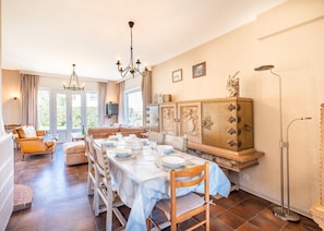 Villa | Dining - House Near De Hoge Blekker Dunes (Koksijde)