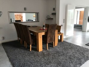 Dining - Holiday Apartment Summer Breeze (Bad Zwischenahn)