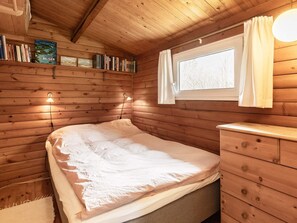 House - 4 Person Holiday Home in Bindslev (Bindslev)