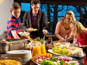 House | Dining