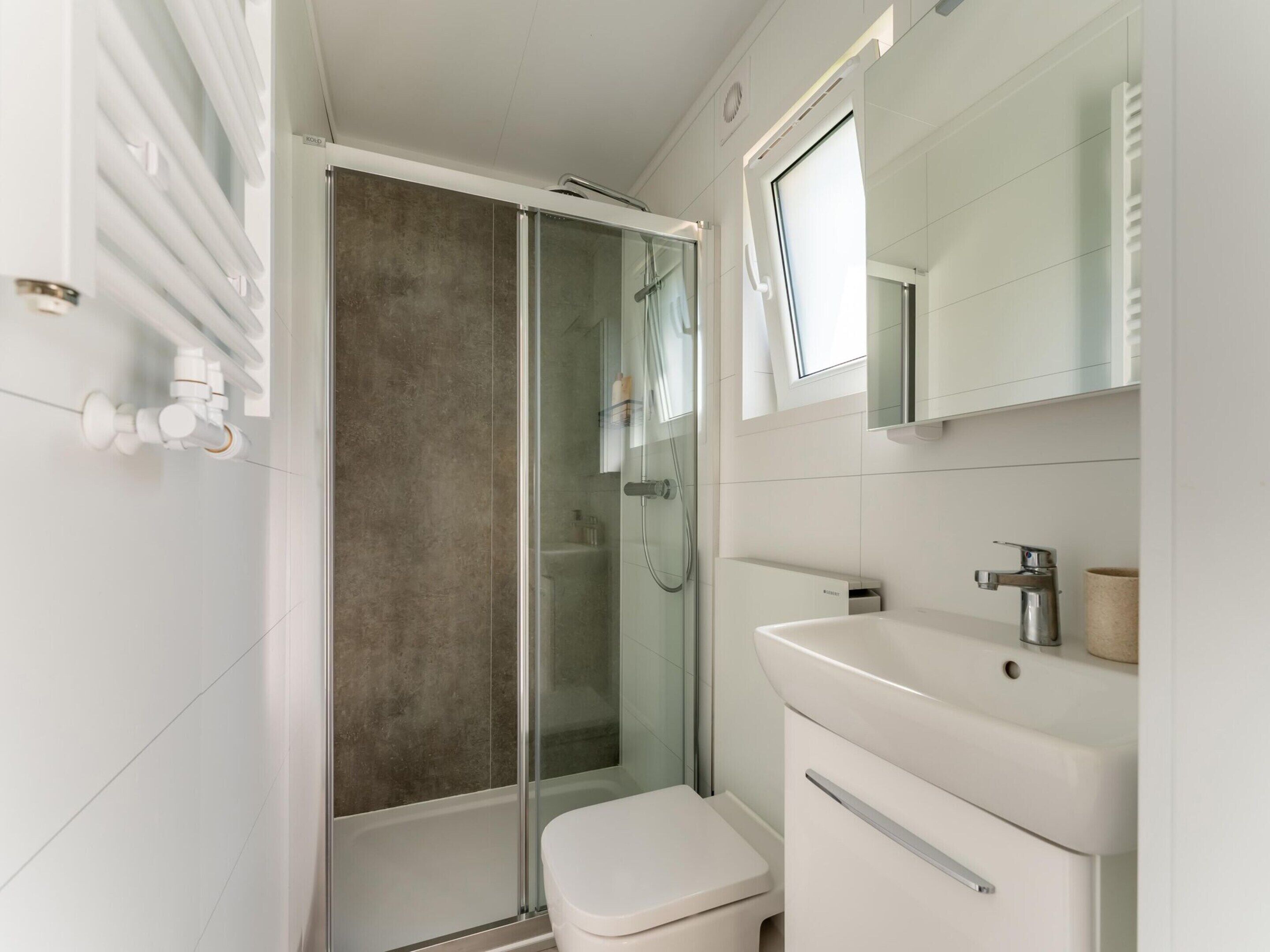 House | Bathroom