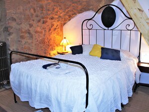 Ferienhaus | 1 Schlafzimmer, individuell eingerichtet, Bügeleisen/Bügelbrett