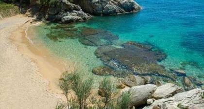 Holiday Home in Catalonia Near Cala Pedrosa Beach
