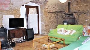 House | Living area - Holiday Home in Catalonia Near Cala Pedrosa Beach (Palafrugell)