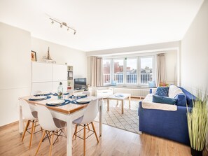 Apartment | Living area - Apartment in Koksijde Near the Beach (Koksijde)