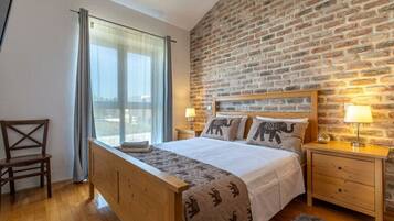 Villa | 4 bedrooms, iron/ironing board