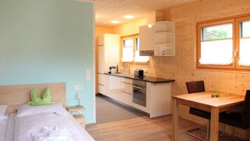 Apartment | Private kitchen | Oven