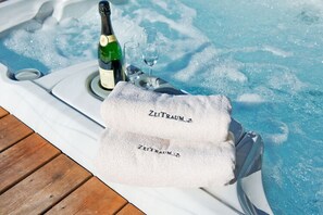 Apartment | Bathroom