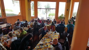 Breakfast buffet - L a Casa de Mamayacchi (Coporaque)