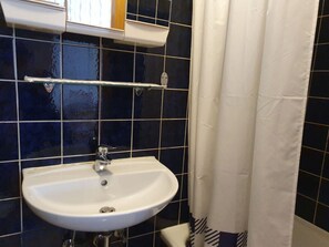 Apartment | Bathroom - Holiday Apartment Lenz (Kröv)