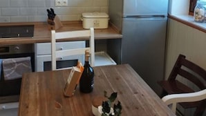 Hus | Eget kjøkken | Ovn, vannkoker og brødrister