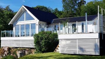 House | Exterior