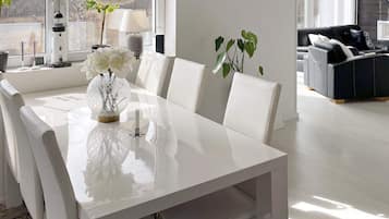 House | Dining