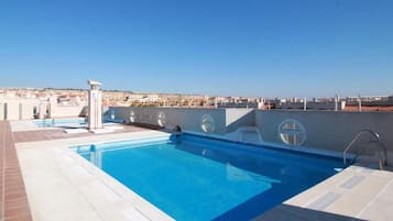 Apartment | Pool | Outdoor pool