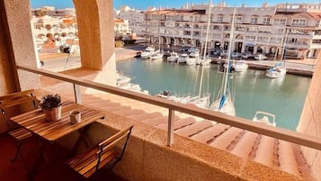 Apartment | Exterior