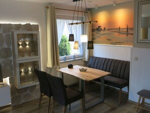 Dining - LUV and Lee Duhnen Ferienwohnung 3 (Cuxhaven)