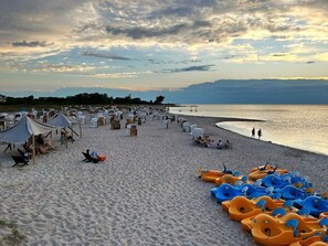 ใกล้ชายหาด