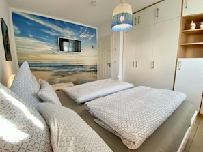 Apartment | 1 bedroom, iron/ironing board - Sunshine in the Villa Morning (Zingst)