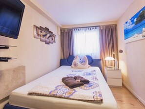 Căn hộ | 3 phòng ngủ, trang bị nội thất với thiết kế riêng biệt 