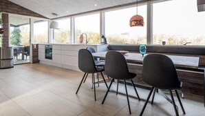 House | Dining - 6 Person Holiday Home in Fano (Fano)
