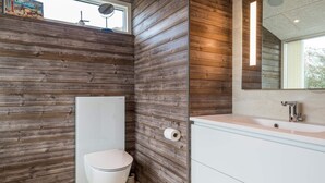 House | Bathroom - 6 Person Holiday Home in Fano (Fano)