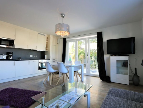 House | Dining