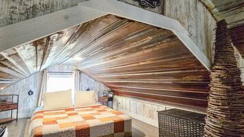 Desk, iron/ironing board, free WiFi, bed sheets