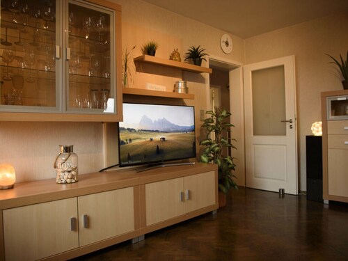 Ray of Hope Modern Retreat