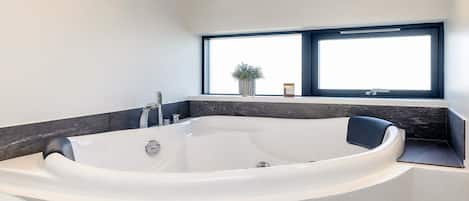House | Bathroom