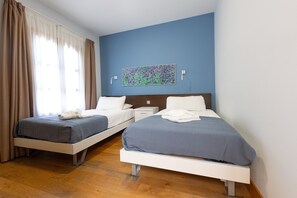 House | 3 bedrooms, individually furnished, bed sheets