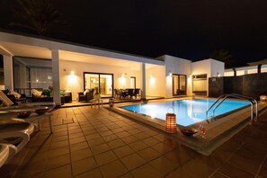 House | Pool | Indoor pool, outdoor pool