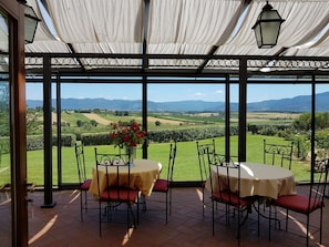 Villa | Dining