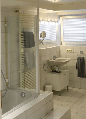 Ferienhaus | Badezimmer