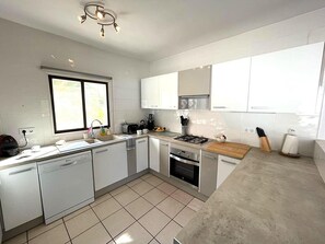 Villa | Private kitchen | Electric kettle, toaster