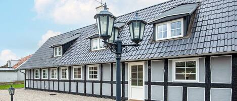 House | Exterior