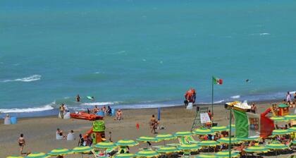 Apartment Near Marina Castagneto Beach