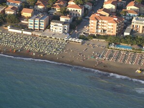 Exterior - Apartment Near Marina Castagneto Beach (Castagneto Carducci)