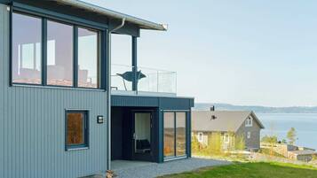 House | Exterior