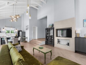 House | Living area - Modern Villa With Swimming Pool and Fenced Garden (Zminj)